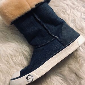 Ugg bootie